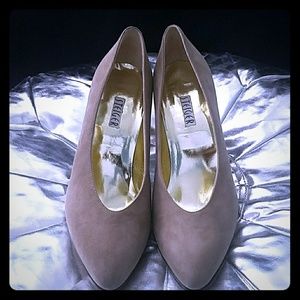 Steiger Beige Suede Pumps